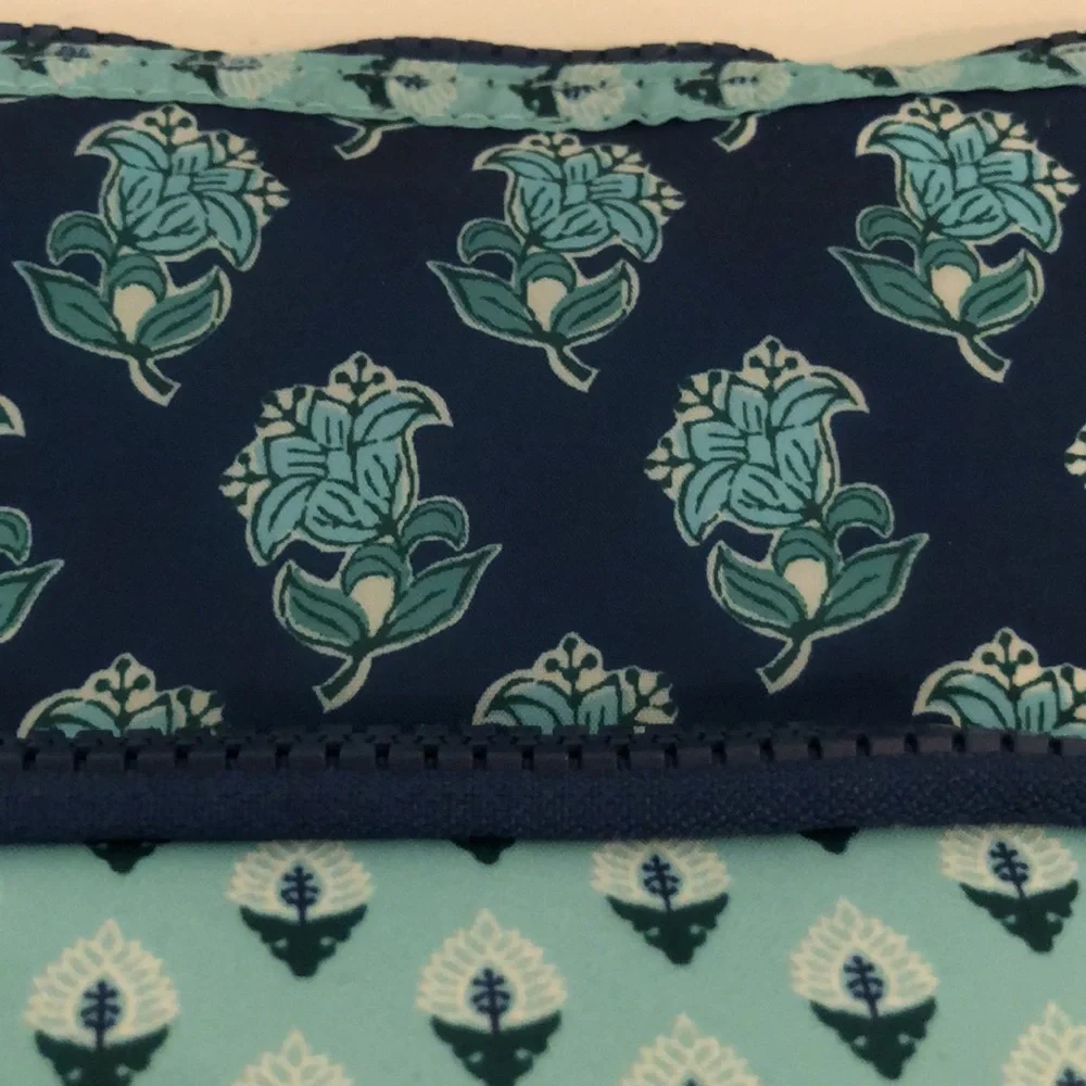Dwell studios nwt Blue floral Cosmetic Bag 11 x 9